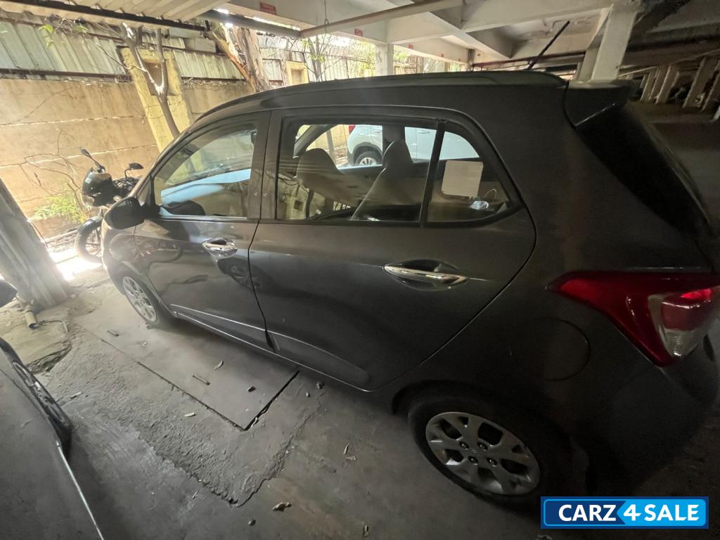 Hyundai i10 I 10 grand sportz Hyundai i10 I 10 grand sportz