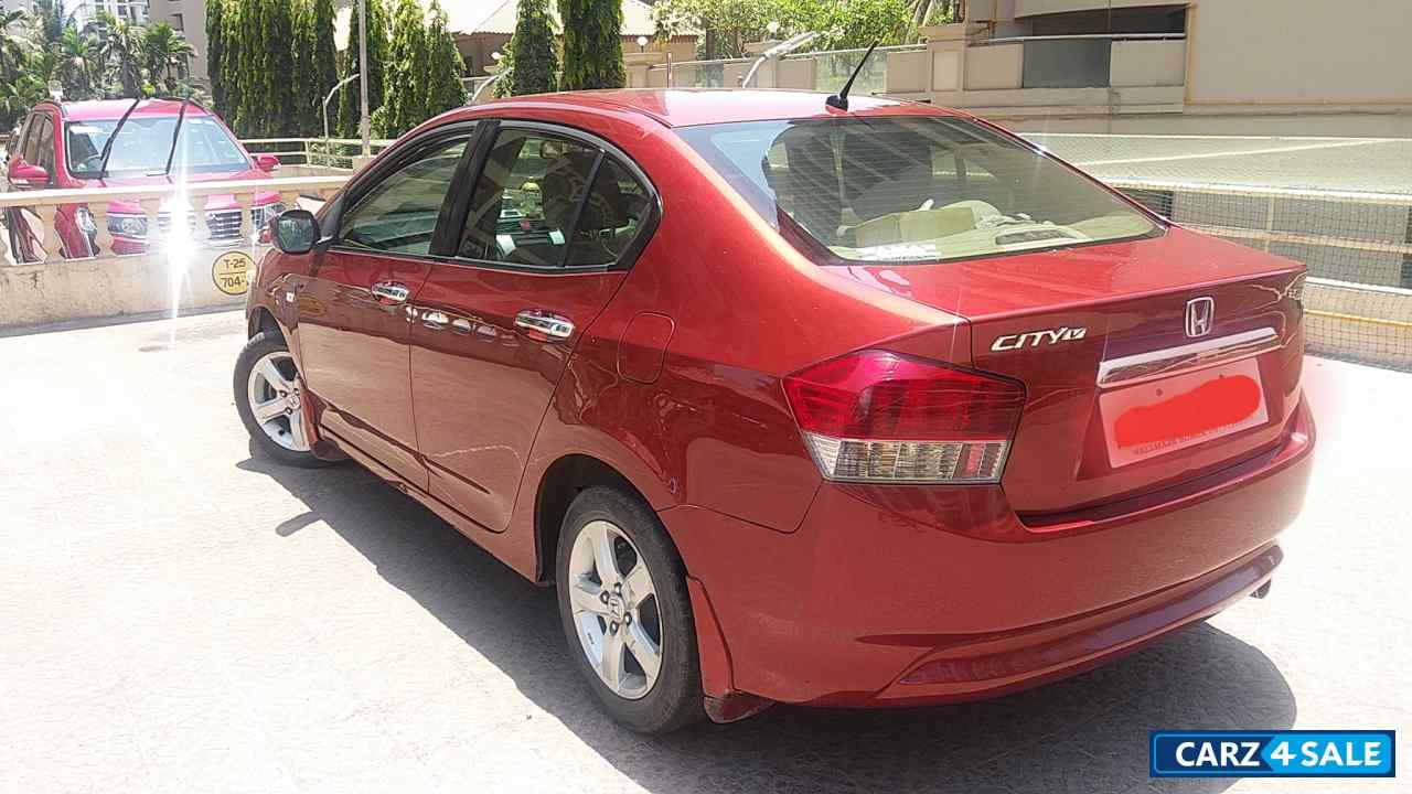 Honda  City iVTech V red colour