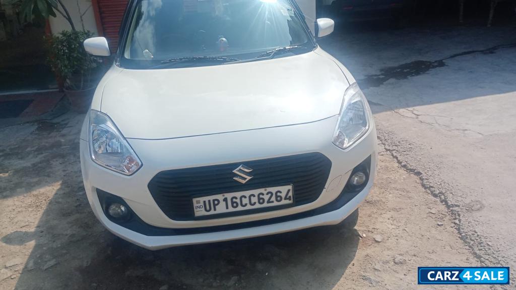 Maruti Suzuki Swift ZXI AMT {2017-2021}