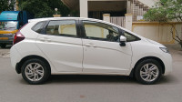 White Honda Jazz 1.2 V CVT IVTEC