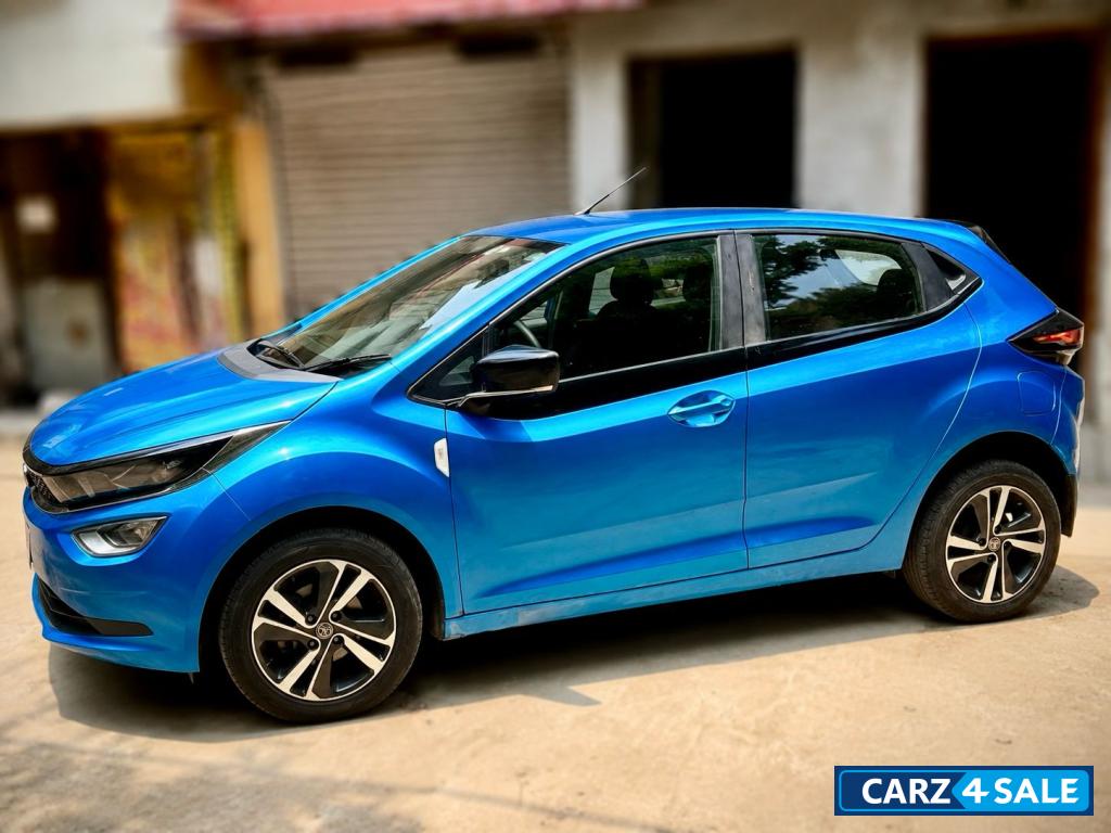 Tata Altroz XZ Tata Altroz XZ
