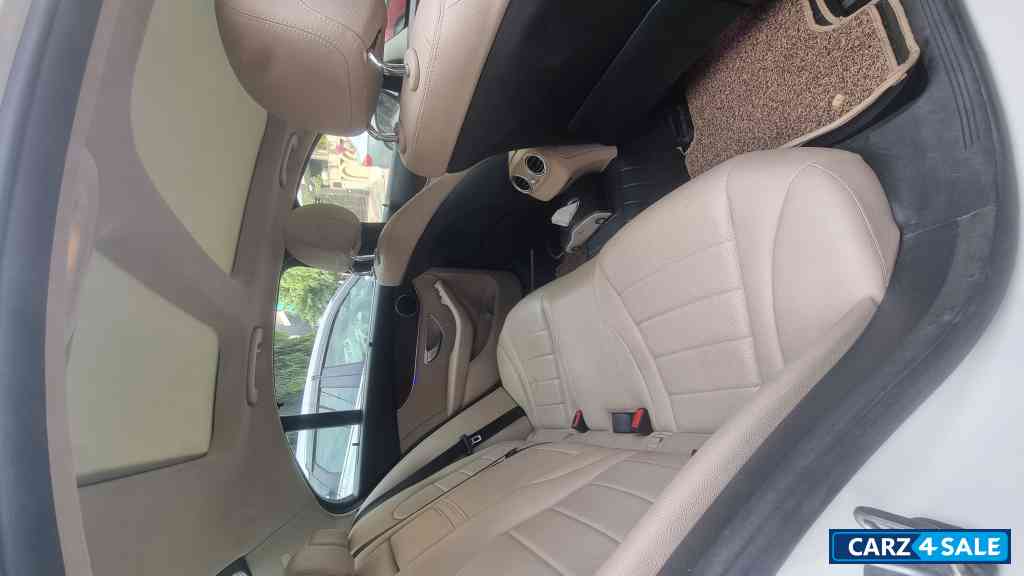 Mercedes-Benz C-Class Progressive