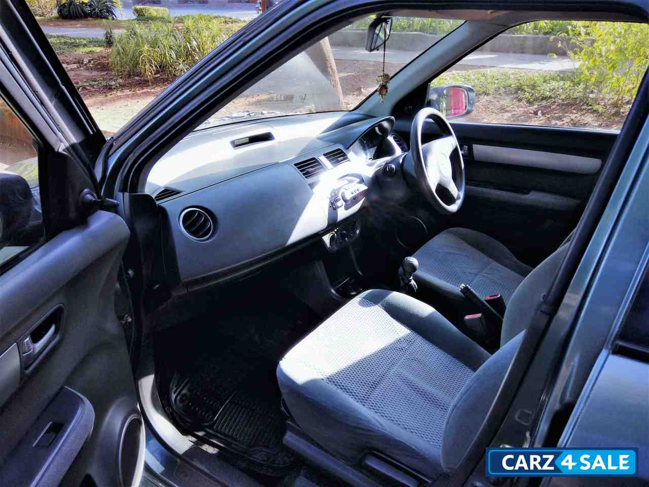 Grey Maruti Suzuki Swift DZire Petrol VXi