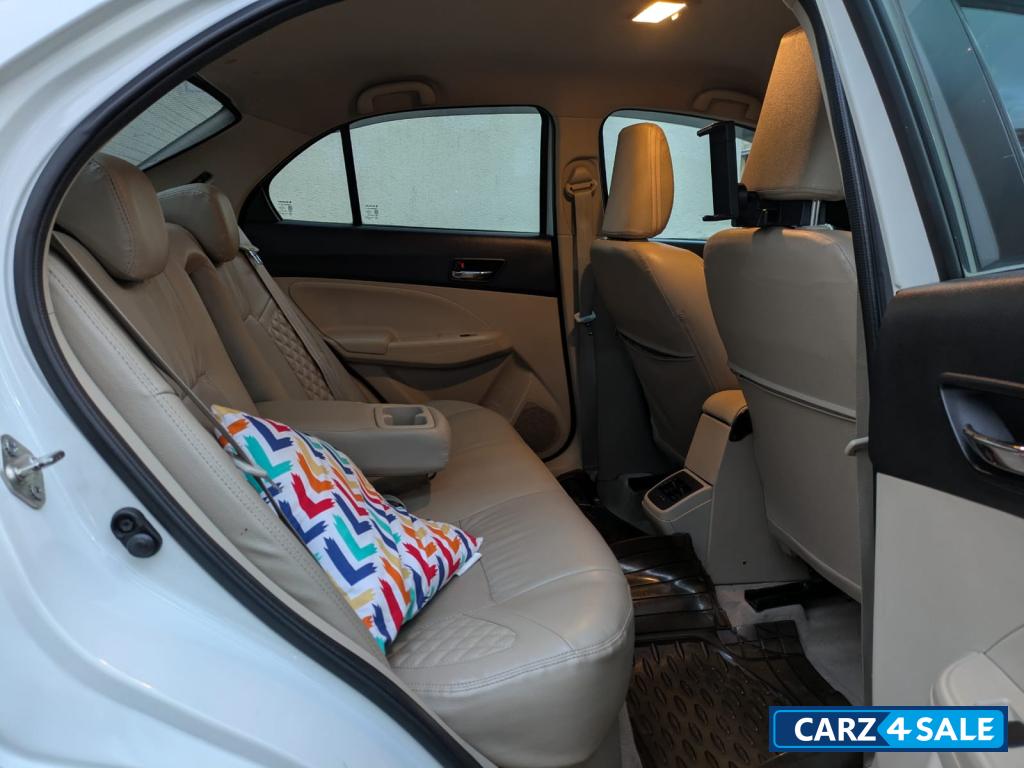 Arctic White Maruti Suzuki Dzire ZXI PLUS AMG Arctic White Maruti Suzuki Dzire ZXI PLUS AMG