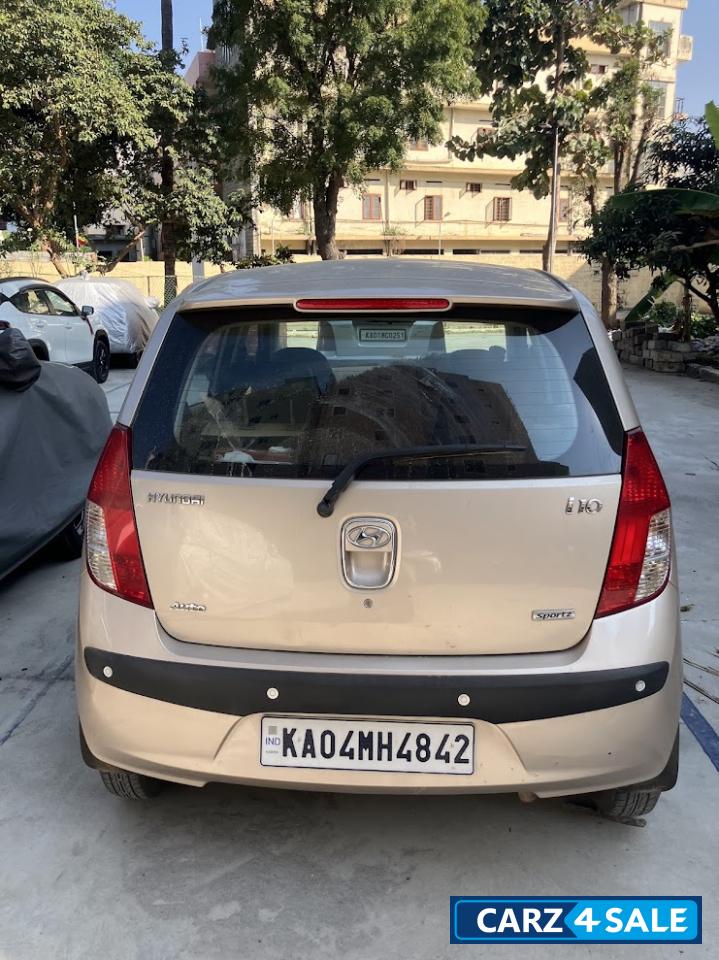 Hyundai i10 Sportz Automatic Hyundai i10 Sportz Automatic