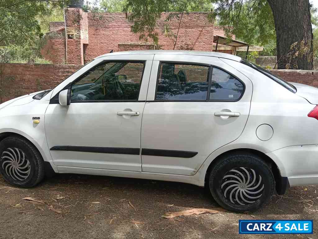White Maruti Suzuki Dzire Tour White Maruti Suzuki Dzire Tour