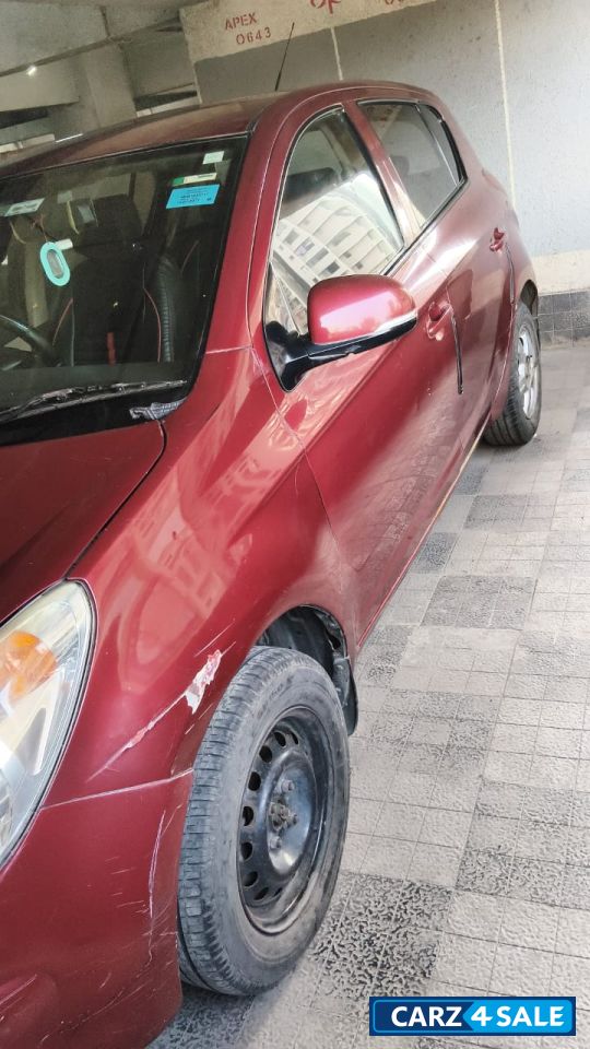 Berry Red Hyundai i20 Petrol Berry Red Hyundai i20 Petrol