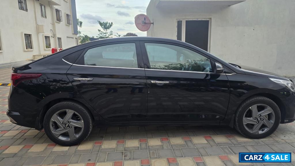 Hyundai Verna SX Hyundai Verna SX