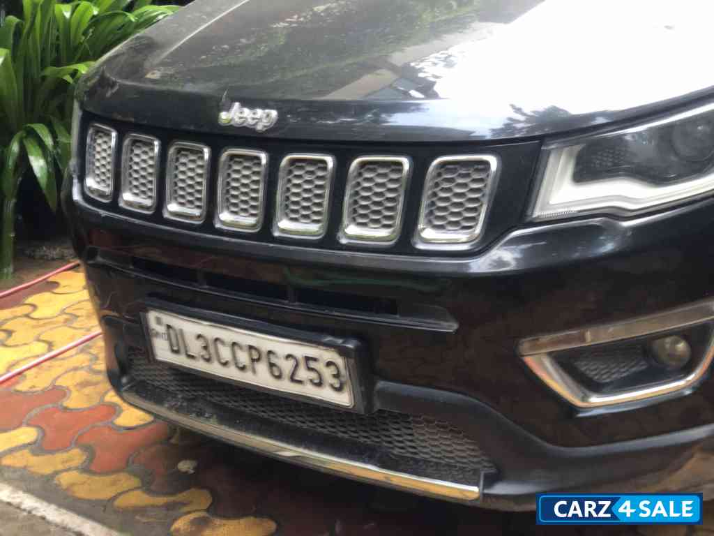 Jeep Compass limited (O) automatic Jeep Compass limited (O) automatic