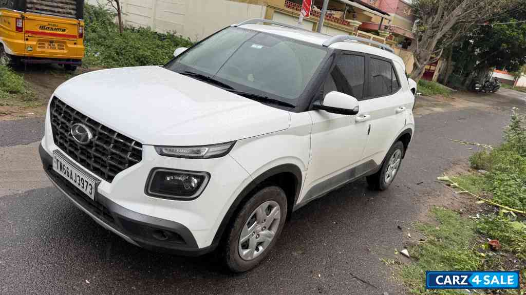 Hyundai Venue S plus Hyundai Venue S plus