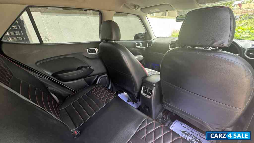 Hyundai Venue S plus Hyundai Venue S plus