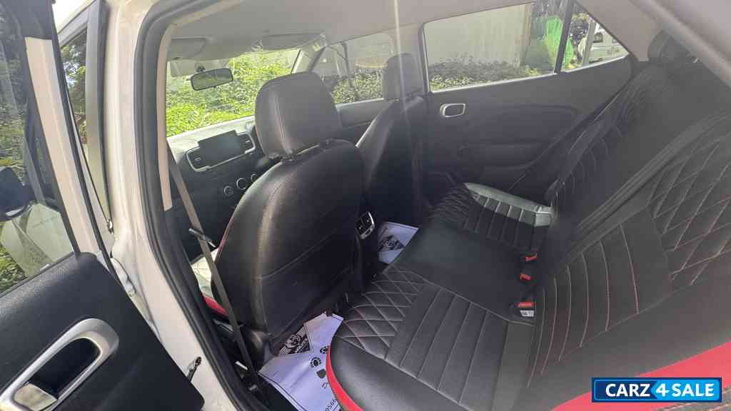 Hyundai Venue S plus Hyundai Venue S plus