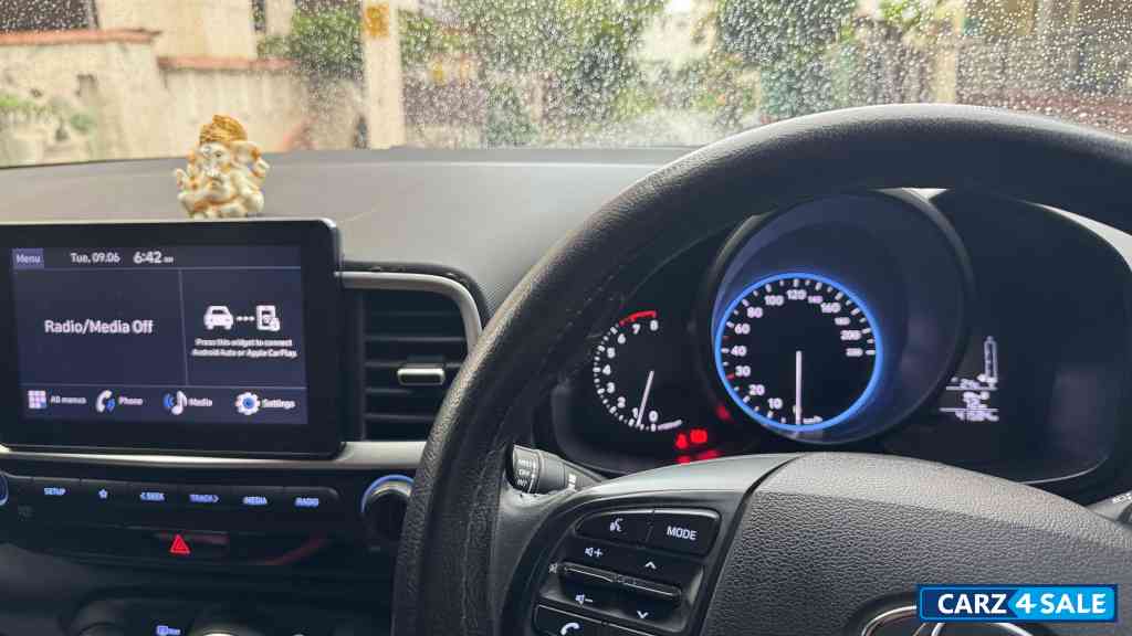 Hyundai Venue S plus Hyundai Venue S plus