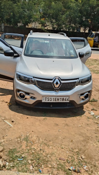 Moon Light Silver Renault Kwid Rxt petrol
