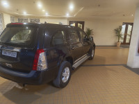 Black Isuzu MU7 Manual CKD-BS4