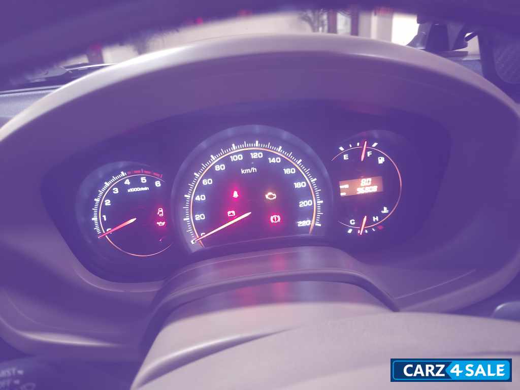 Black Isuzu MU7 Manual CKD-BS4 Black Isuzu MU7 Manual CKD-BS4