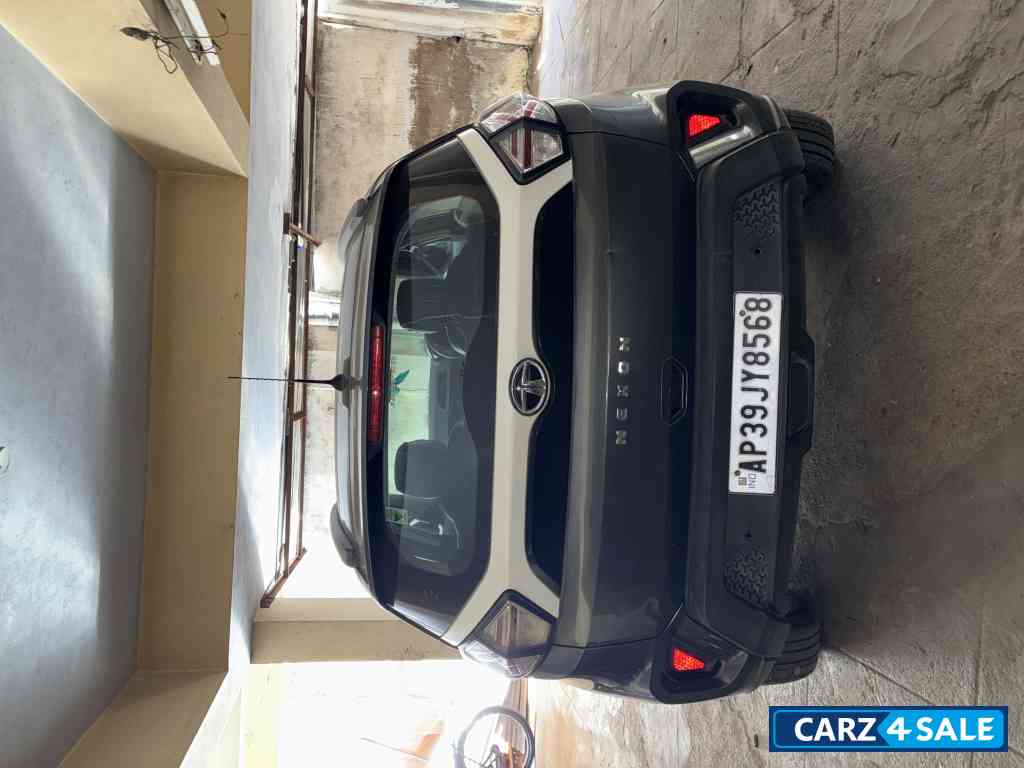 Tata Nexon XMA AMT Tata Nexon XMA AMT