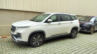 White MG Hector Sharp hybrid