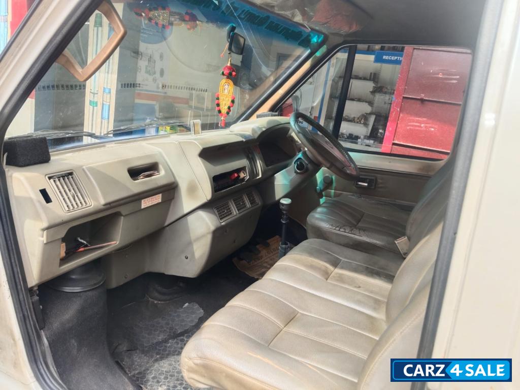 Tata Winger 32WB (12+D) BS4 Tata Winger 32WB (12+D) BS4