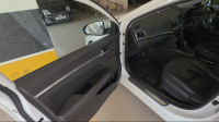 White Hyundai Elantra 2.0 Petrol SX (O) AT