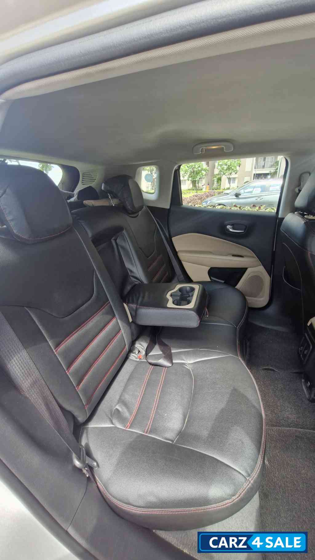 Jeep Compass Longitude (O) Jeep Compass Longitude (O)