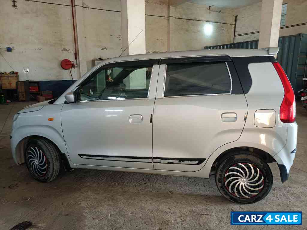 Maruti Suzuki Wagon R VXI CNG Maruti Suzuki Wagon R VXI CNG