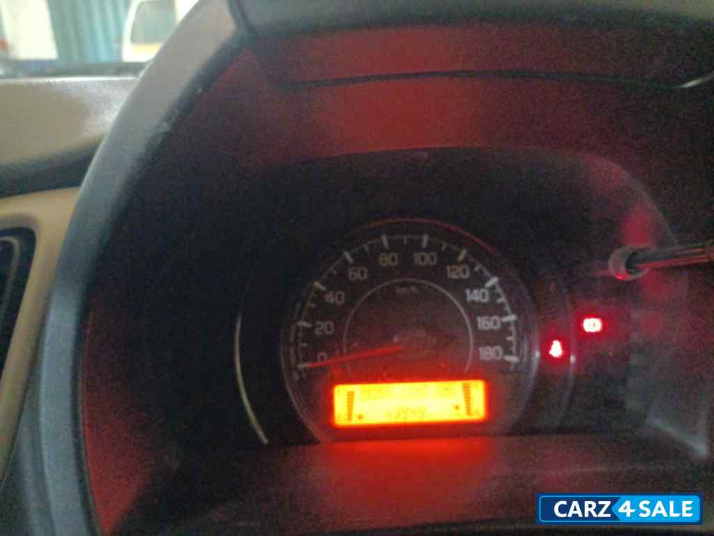 Maruti Suzuki Wagon R VXI CNG Maruti Suzuki Wagon R VXI CNG