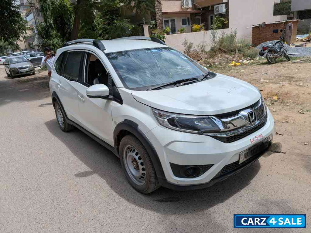 Perl White Honda BR-V Petrol Perl White Honda BR-V Petrol