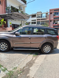 Mahindra XUV 500 W11 AT
