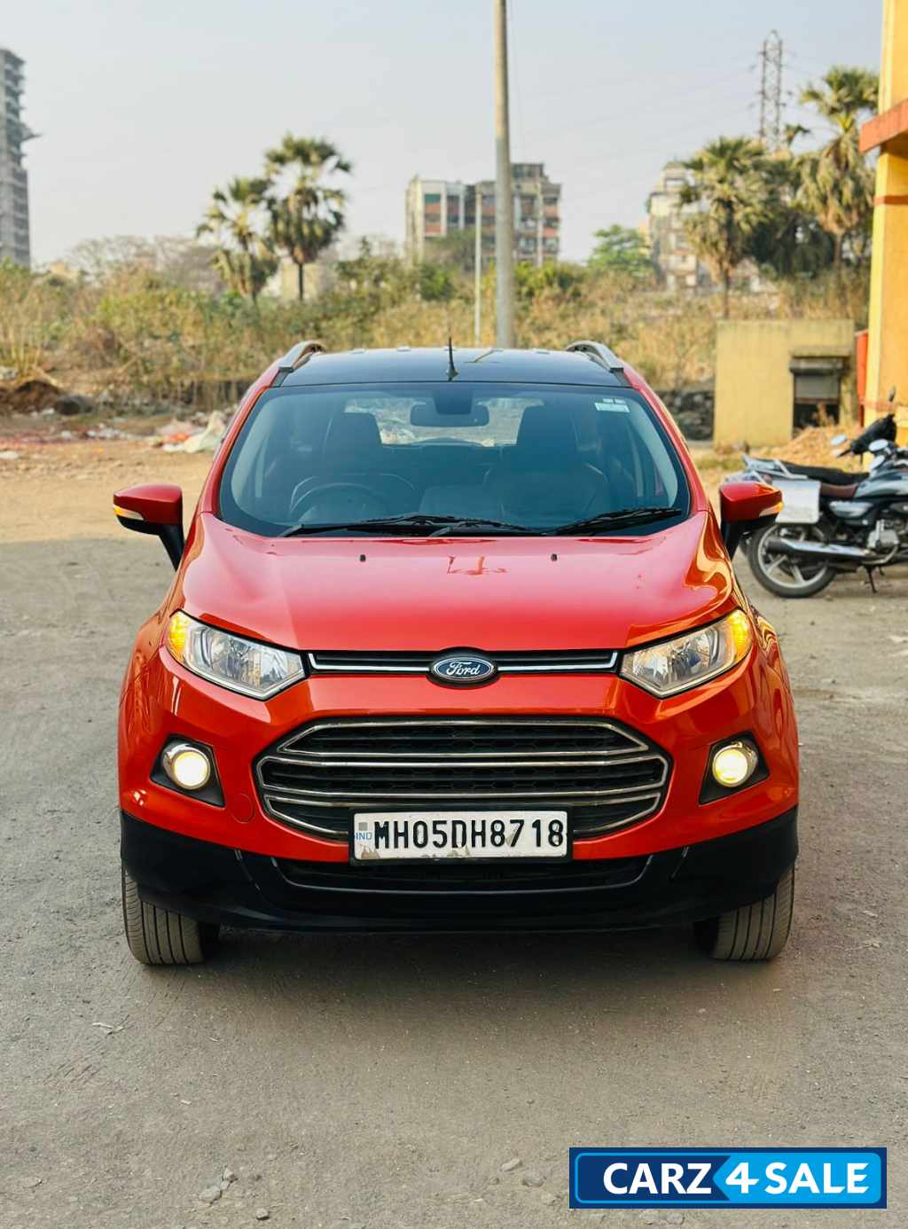 Orange Ford Ecosport Diesel Titanium