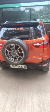 Orange Ford Ecosport Diesel Titanium