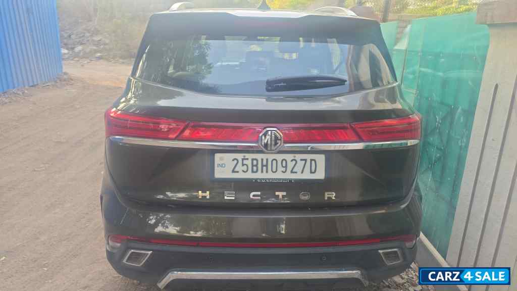 MG Hector sharp pro automatic petrol