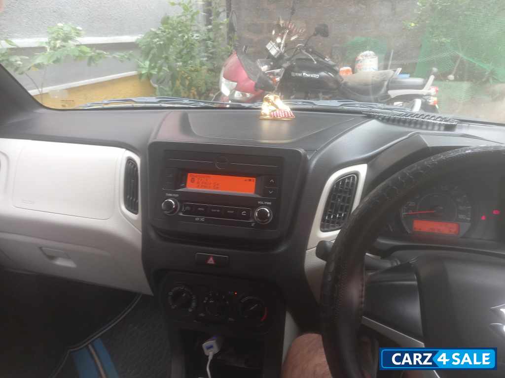 Magma Grey Maruti Suzuki Wagon R Vxi CNG Magma Grey Maruti Suzuki Wagon R Vxi CNG