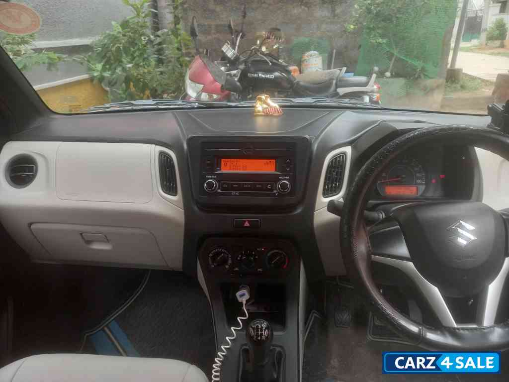 Magma Grey Maruti Suzuki Wagon R Vxi CNG Magma Grey Maruti Suzuki Wagon R Vxi CNG
