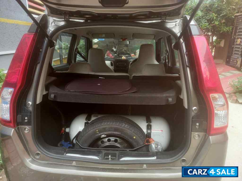 Magma Grey Maruti Suzuki Wagon R Vxi CNG Magma Grey Maruti Suzuki Wagon R Vxi CNG