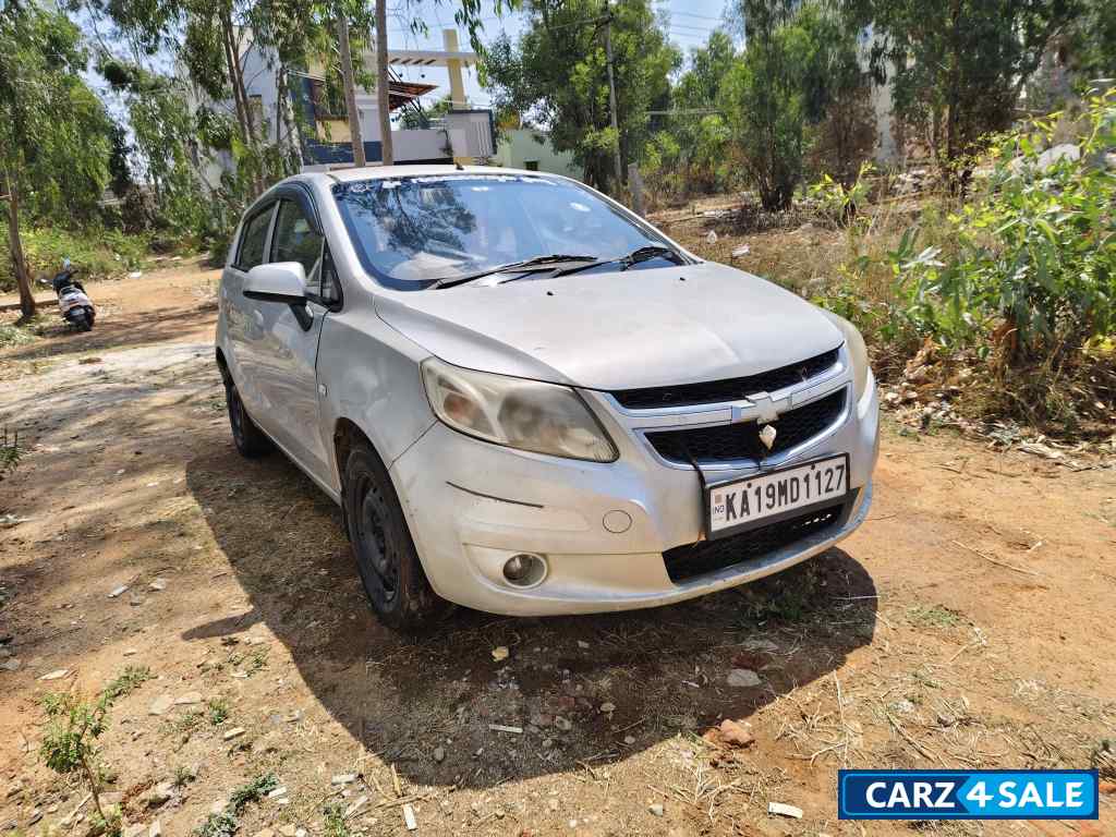 S B Silver Chevrolet Sail UVA