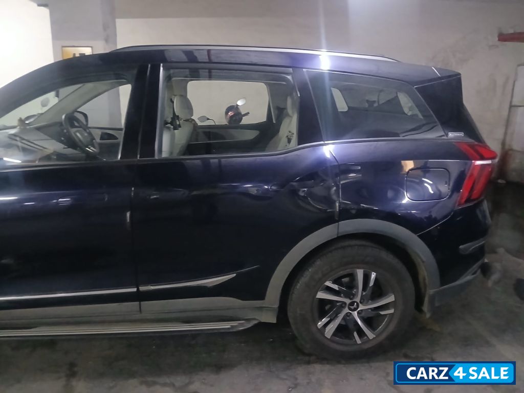 Mahindra XUV700 7 str petrol