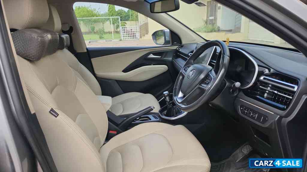 Silver MG Hector Smart pro 2.0