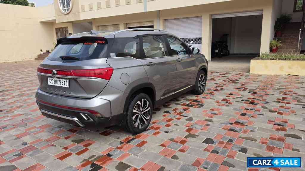 Silver MG Hector Smart pro 2.0
