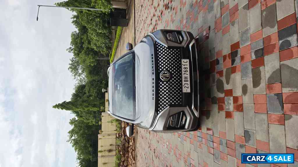 Silver MG Hector Smart pro 2.0