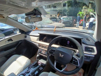 Mahindra XUV700 AX7