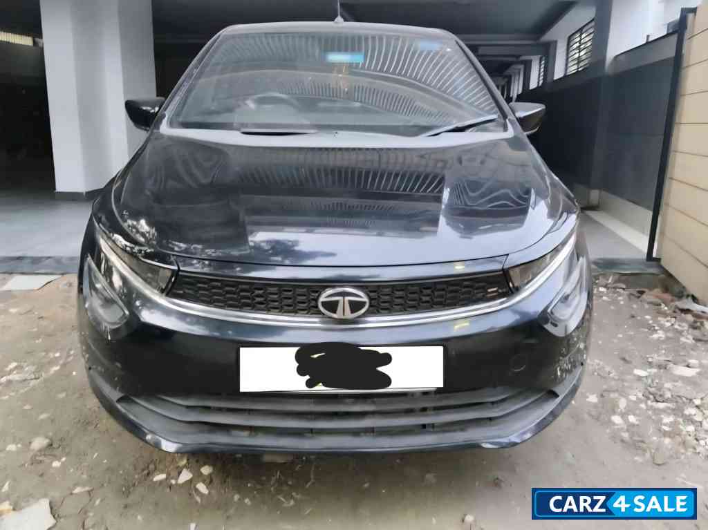 Black Tata Altroz XZ PLUS I TURBO DARK EDITION MANUAL PETROL