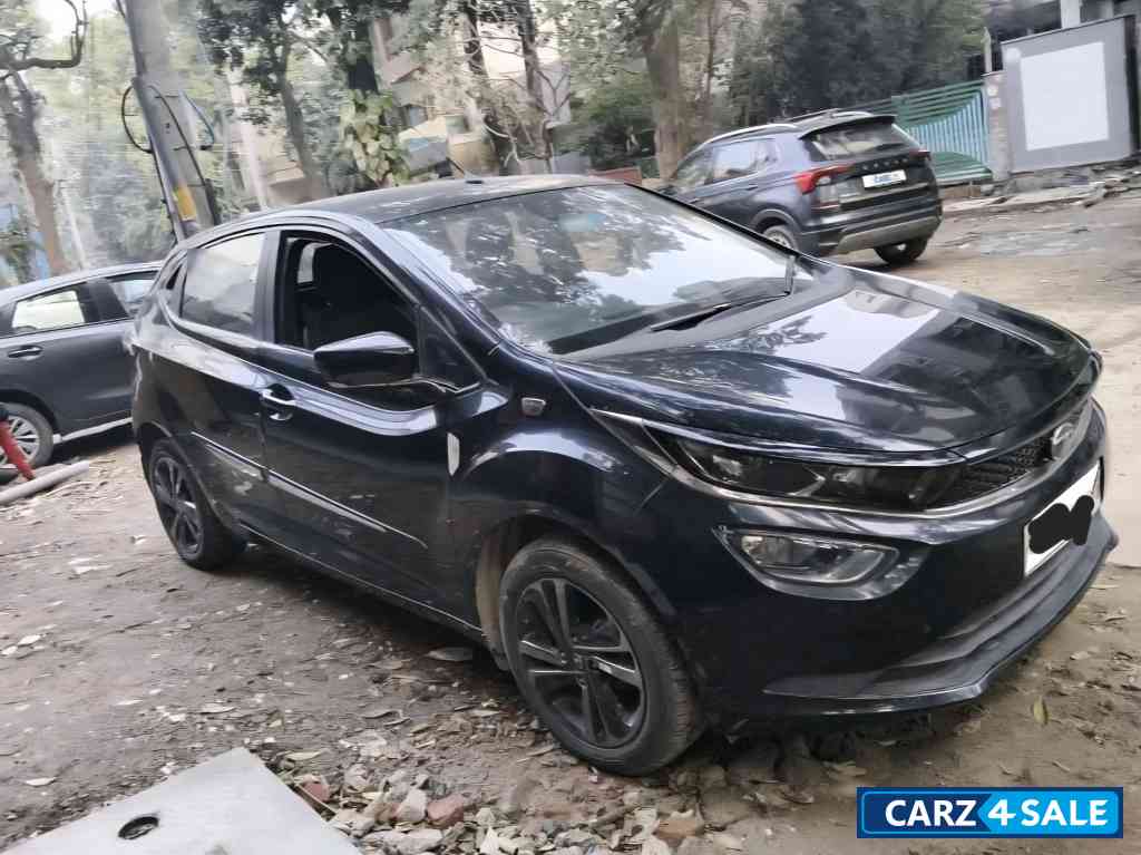 Black Tata Altroz XZ PLUS I TURBO DARK EDITION MANUAL PETROL Black Tata Altroz XZ PLUS I TURBO DARK EDITION MANUAL PETROL