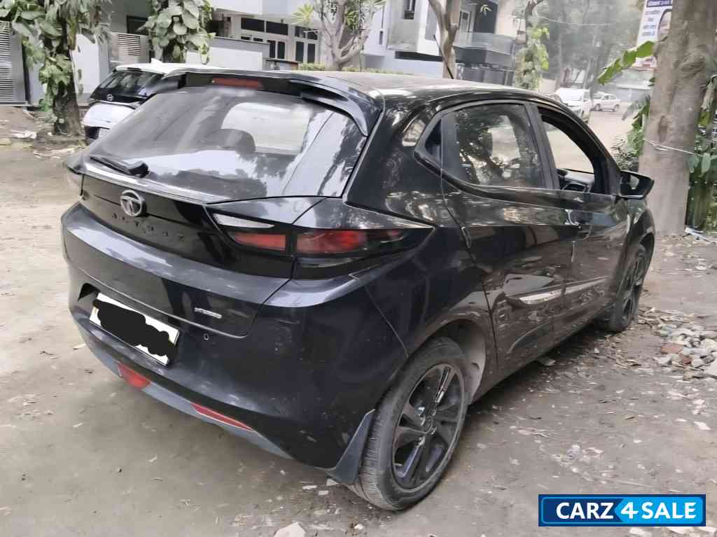 Black Tata Altroz XZ PLUS I TURBO DARK EDITION MANUAL PETROL Black Tata Altroz XZ PLUS I TURBO DARK EDITION MANUAL PETROL
