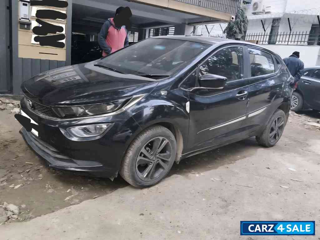 Black Tata Altroz XZ PLUS I TURBO DARK EDITION MANUAL PETROL Black Tata Altroz XZ PLUS I TURBO DARK EDITION MANUAL PETROL