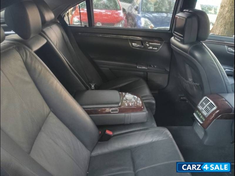 Mercedes-Benz S-Class 350L