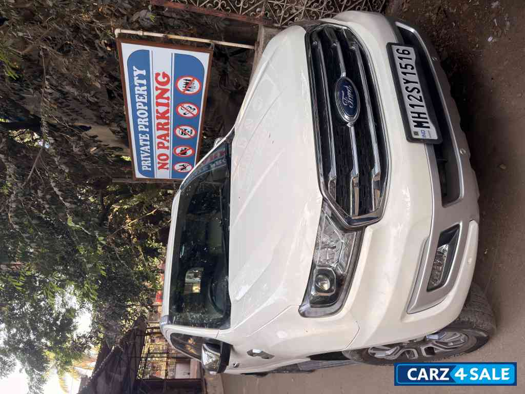 Ford Endeavour 2l titanium+4*2at