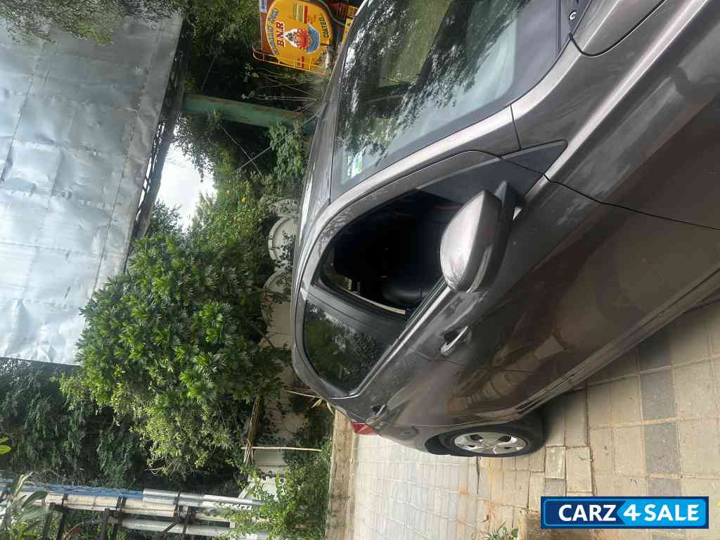 Tata Tiago Xz