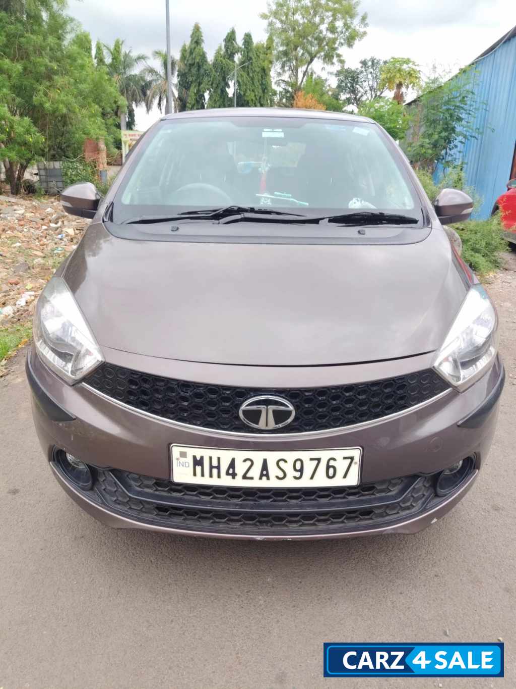 Tata Tigor XT 1.2 RTN BS4 Tata Tigor XT 1.2 RTN BS4