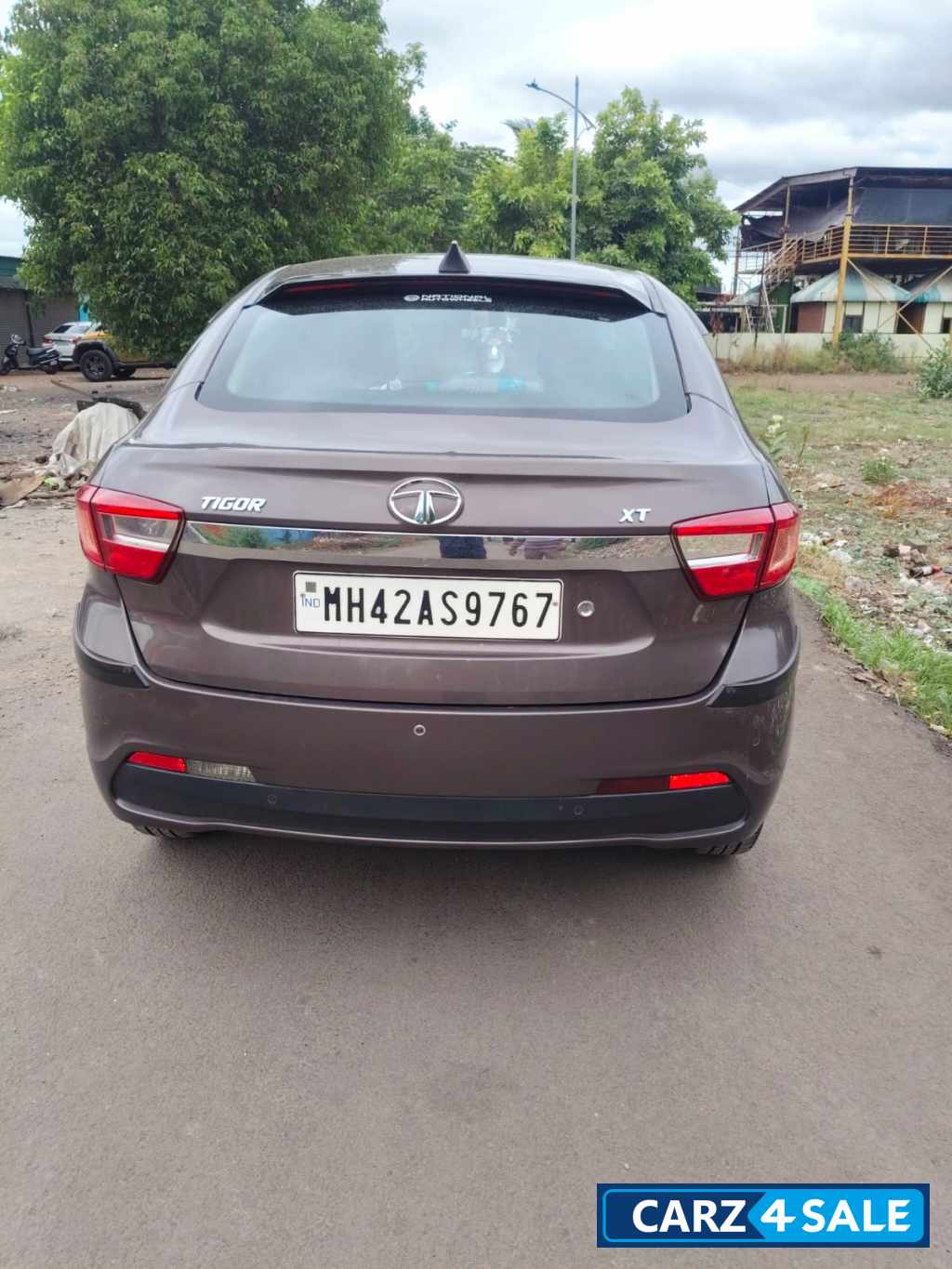 Tata Tigor XT 1.2 RTN BS4 Tata Tigor XT 1.2 RTN BS4